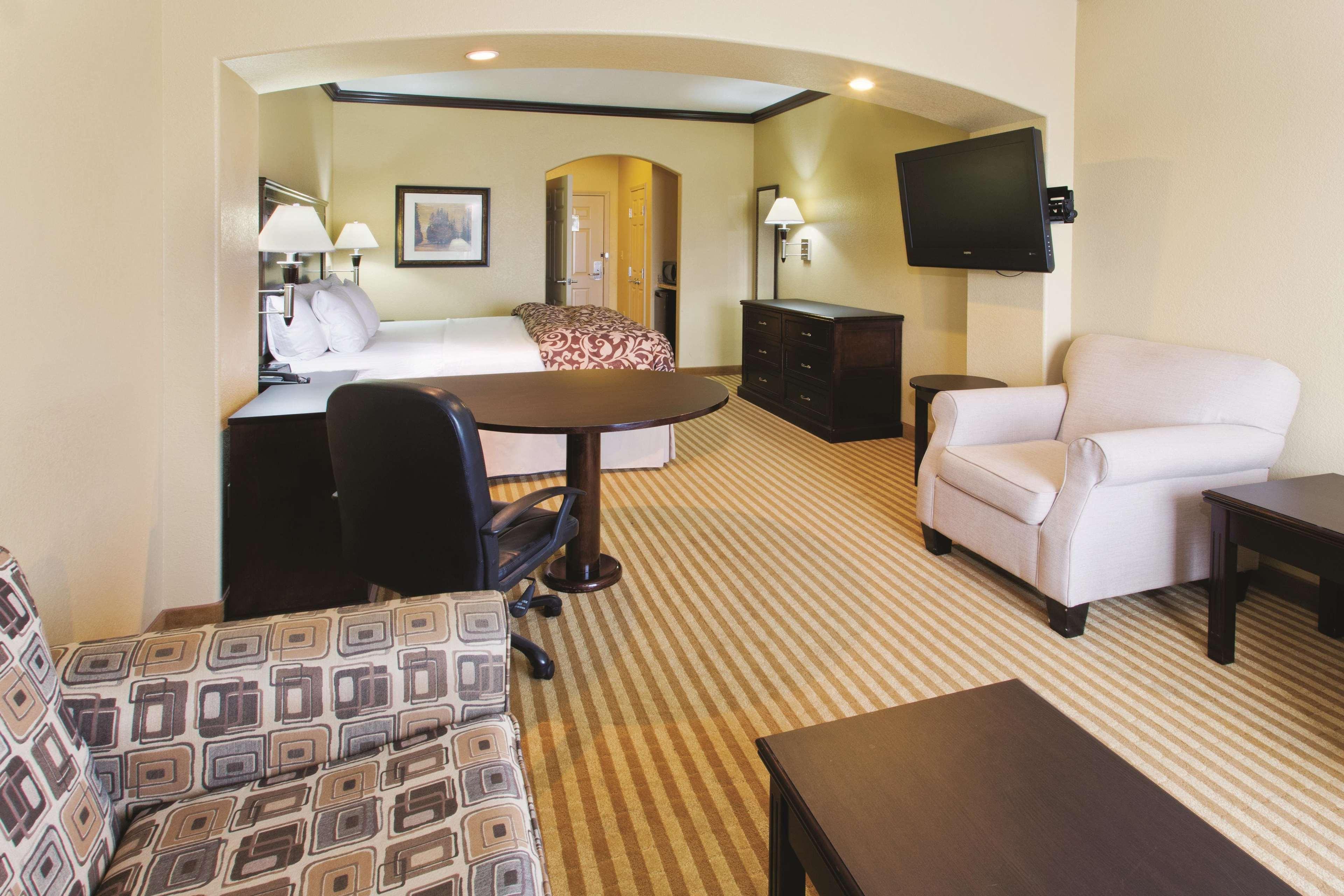 La Quinta Inn And Suites By Wyndham - Schertz Eksteriør billede
