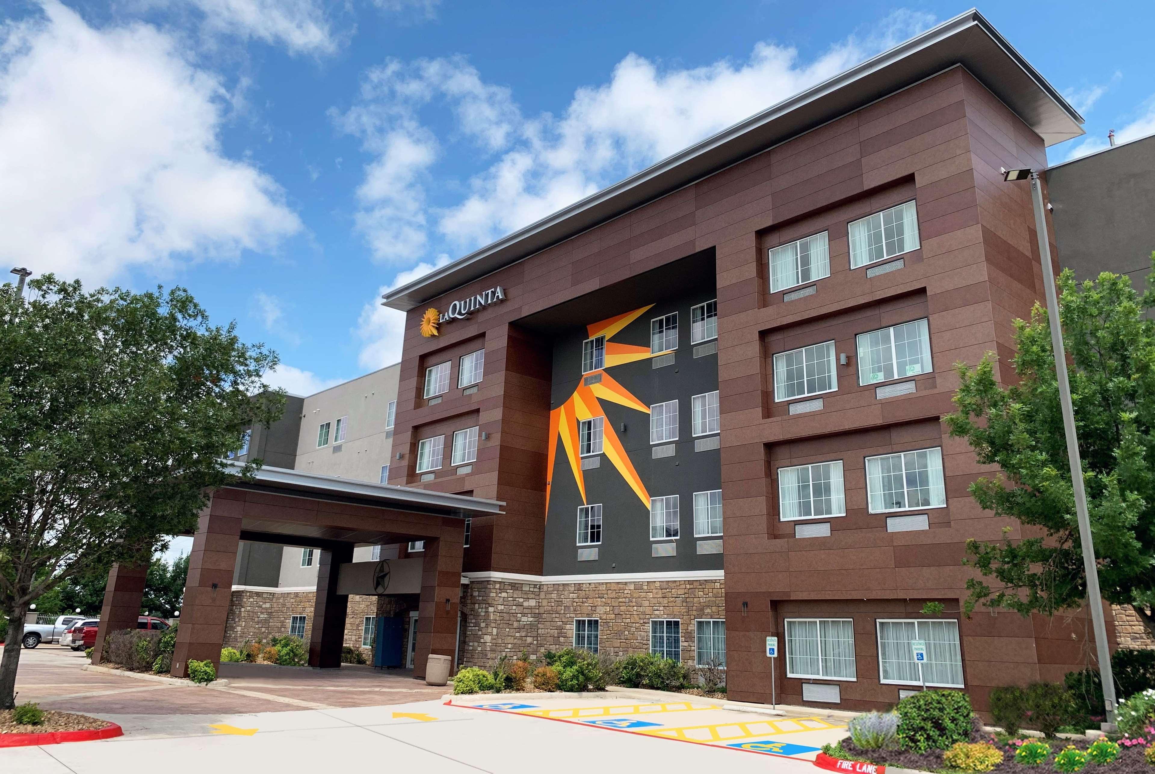 La Quinta Inn And Suites By Wyndham - Schertz Eksteriør billede