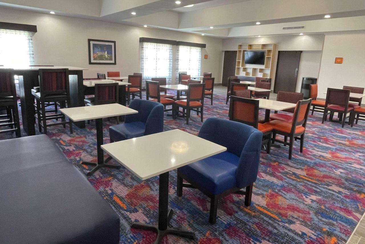 La Quinta Inn And Suites By Wyndham - Schertz Eksteriør billede